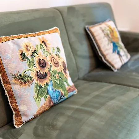 Casa Larisa Maggiore Apartament *