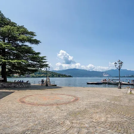 Apartment Casa Larisa Maggiore Laveno-Mombello